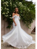 Ivory Lace Tulle Structured Wedding Dress With Detachable Straps